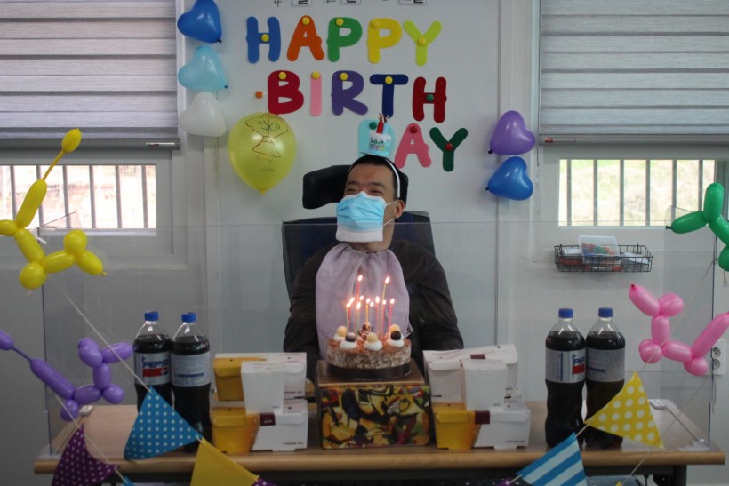 4월 생일파티